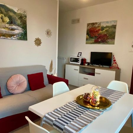 Residenza Cappuccini Aparthotel Peschiera del Garda Rum bild