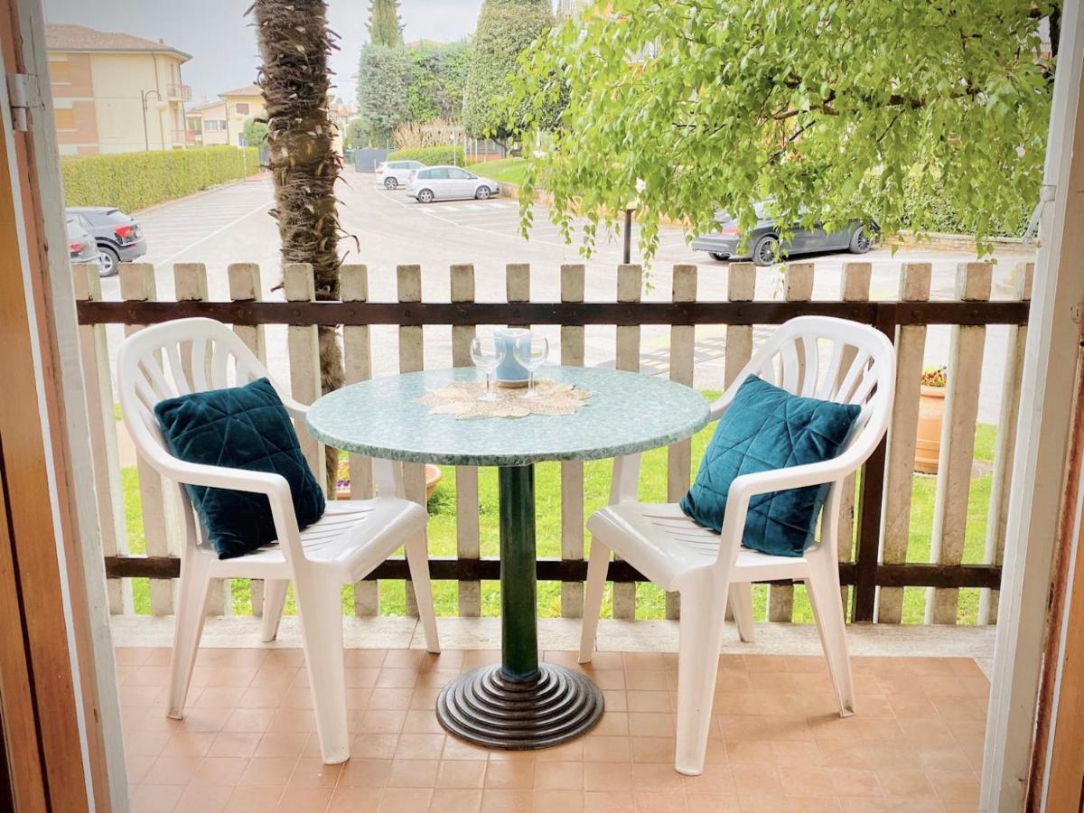 Residenza Cappuccini Aparthotel Peschiera del Garda Exteriör bild
