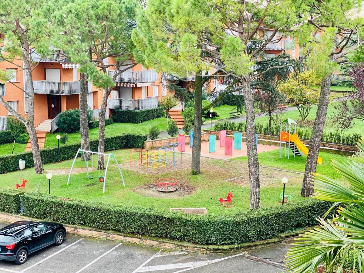 Residenza Cappuccini Aparthotel Peschiera del Garda Exteriör bild