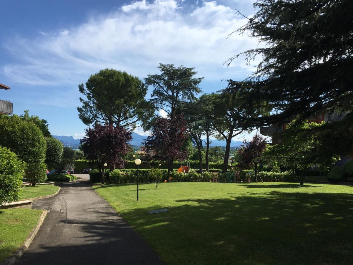 Residenza Cappuccini Aparthotel Peschiera del Garda Exteriör bild