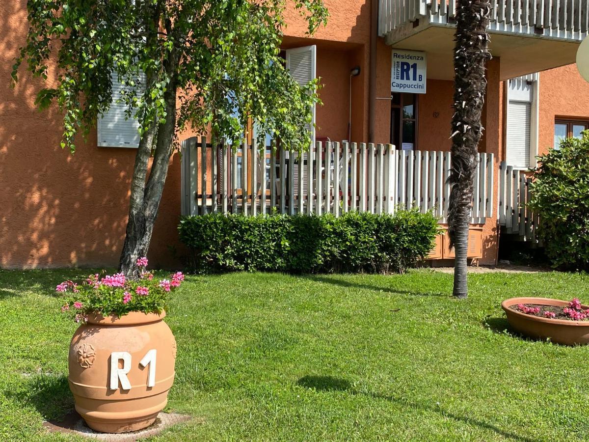 Residenza Cappuccini Aparthotel Peschiera del Garda Exteriör bild